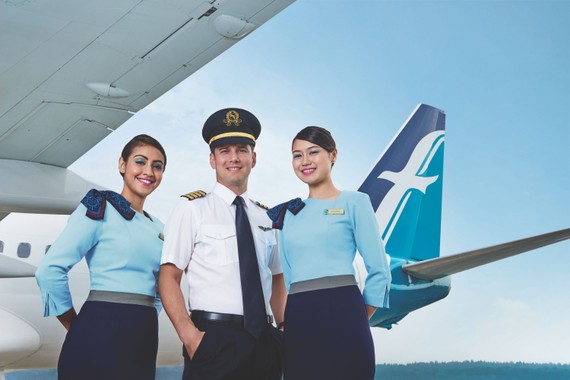 Từ cách nay 15 năm (3-1-2005), SilkAir – nhánh khu vực của Singapore Airlines - đã mạnh dạn mở đường bay kết nối đảo quốc Sư tử với Đà Nẵng - thành phố lớn nhất miền Trung Việt Nam