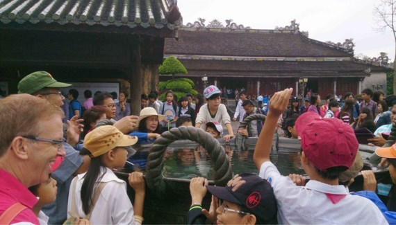 Visitors at Hue Imperial Citadel (Photo: SGGP)