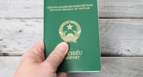 The German Embassy announced Wednesday that rumours that the country has halted visa issuance to Vietnamese nationals are fake news.