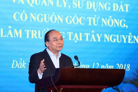 Prime Minister Nguyen Xuan Phuc speaks at the conference (Photo VNA)