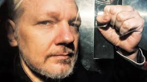 Ông Julian Assange