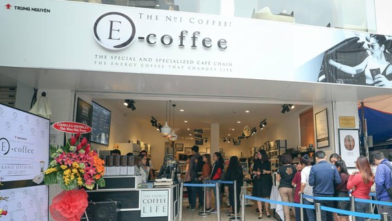 Ra mắt hệ thống cửa hàng E-Coffee
