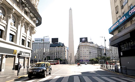 TP Buenos Aires, Argentina, vắng bóng người  trong những ngày cách ly xã hội