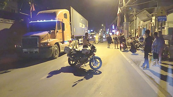 Một vụ tai nạn giao thông gây chết người trên đường Nguyễn Duy Trinh, quận 9, TPHCM