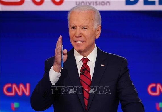 Cựu Phó Tổng thống Mỹ Joe Biden tại cuộc tranh luận trực tiếp trên truyền hình lần thứ 11 ở Washington, DC ngày 15-3-2020. Ảnh: AFP/TTXVN