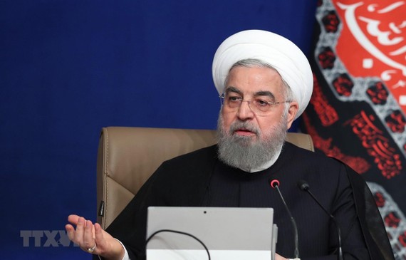 Tổng thống Iran Hassan Rouhani phát biểu tại cuộc họp nội các ở Tehran. Ảnh: AFP/TTXVN