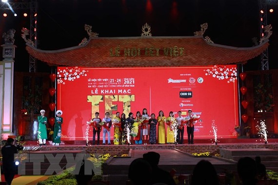 Nghi thức khai mạc Lễ hội Tết Việt 2021. Ảnh: TTXVN