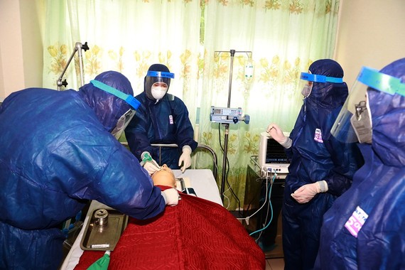 Diễn tập chống dịch bệnh viêm phổi cấp do virus corona (nCoV) gây ra tại Bệnh viện Trung ương Huế cơ sở 2 ​