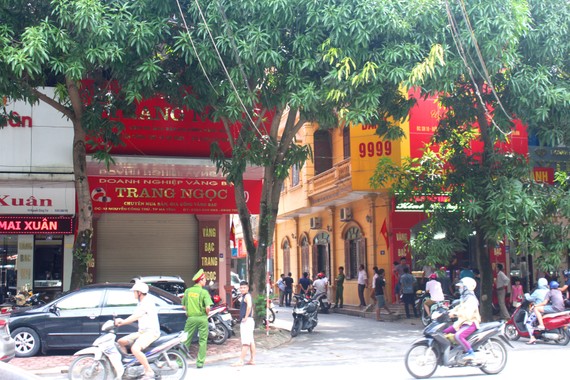 Tiệm vàng ở trung tâm TP Hà Tĩnh bị đột nhập trộm tài sản trong đêm