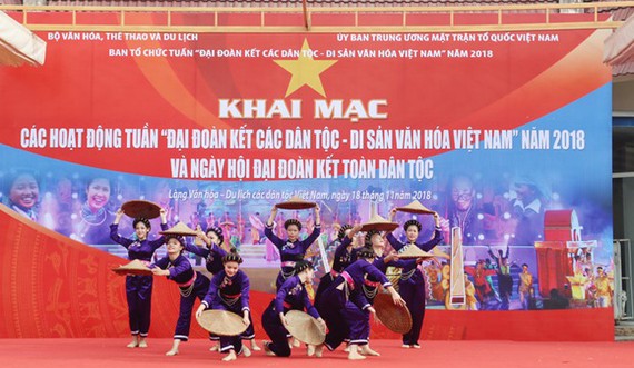 Khai mạc tuần “Đại đoàn kết các dân tộc  - Di sản văn hóa Việt Nam”. Ảnh: TTXVN