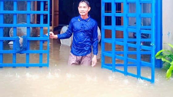 Nhà dân tại đảo ngọc Phú Quốc (Kiên Giang) bị ngập sâu vào ngày 8-8