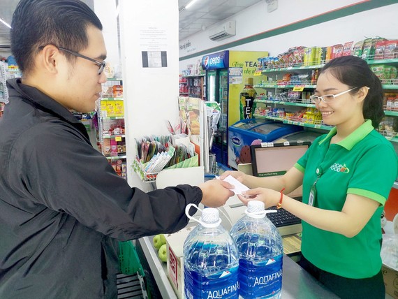 Saigon Co.op bán nước đóng chai với giá vốn tại Hà Nội