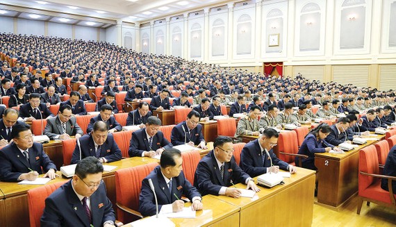 Hình ảnh phiên họp toàn thể lần thứ 5 của đảng Lao động Triều Tiên được KCNA công bố ngày 29-12