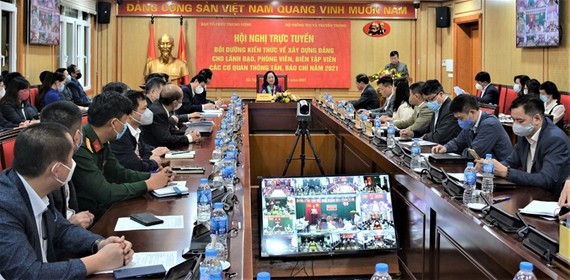 Các đại biểu tham dự Hội nghị tại điểm cầu Ban Tổ chức Trung ương