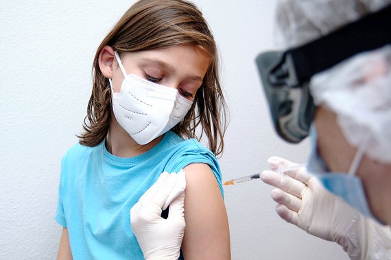 Tiêm chủng vaccine cho trẻ em 5-11 tuổi được triển khai khắp nơi