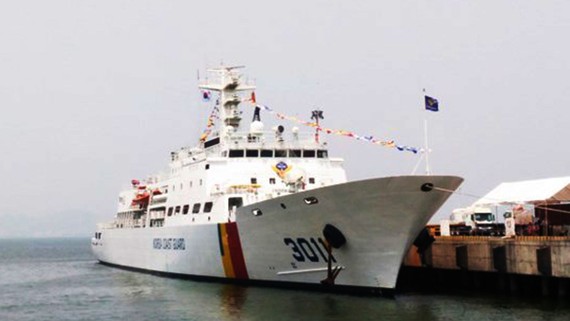 Tàu Badaro trong lần cập Cảng Tiên Sa hồi năm 2016