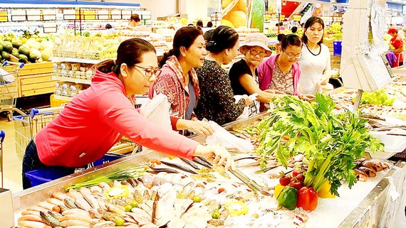 Hàng Việt chiếm tỷ lệ cao trong cơ cấu hàng hóa tại siêu thị Co.opmart Sóc Trăng