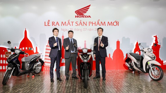 Honda Việt Nam giới thiệu phiên bản mới mẫu xe Sh mode 125cc 