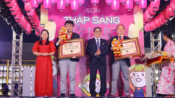 AEON Việt Nam mở màn chuỗi sự kiện kỷ niệm 10 năm với 2 kỷ lục Việt Nam được xác lập
