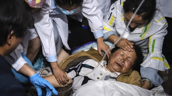 Động đất ở Vân Nam, Trung Quốc, hàng chục người thương vong
