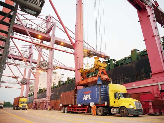 Cảng container quốc tế SP-ITC TPHCM. Ảnh: NGỌC DƯƠNG