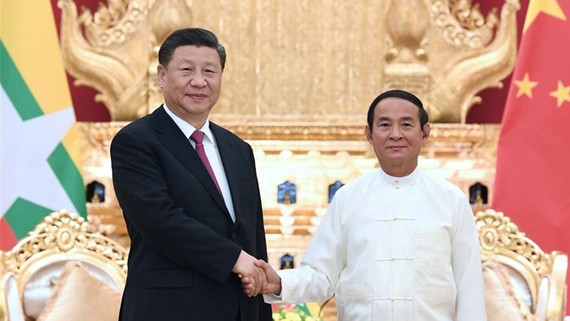 Chủ tịch Trung Quốc Tập Cận Bình và Tổng thống Myanmar Win Myint. Ảnh: CGTN