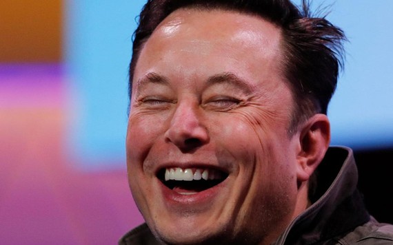 Vượt Jeff Bezos, Elon Musk chính thức trở thành người giàu nhất hành tinh