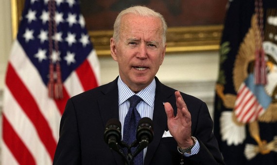 Biden họp báo tại Nhà Trắng hôm 4/5. Ảnh: AFP.