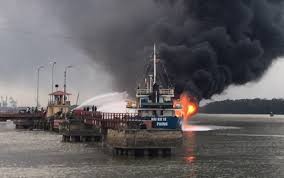 Vụ cháy trên tàu dầu Hải Hà 18 tại Hải Phòng: Dập tắt đám cháy, đưa tàu đến khu vực an toàn