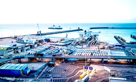 Cảng Dover - cầu nối giao thương của Anh với Liên minh châu Âu