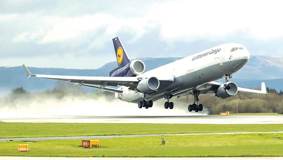 Các hãng hàng không châu Âu đang nối lại các đường bay quốc tế