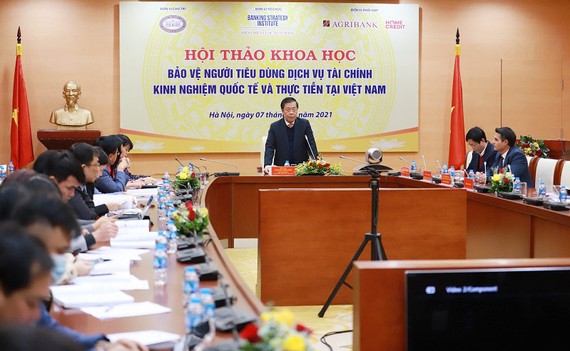 Phó Thống đốc NHNN Nguyễn Kim Anh phát biểu tại Hội thảo