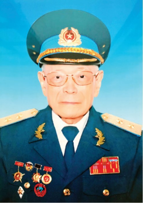 Đồng chí Trung tướng Trần Nhẫn từ trần