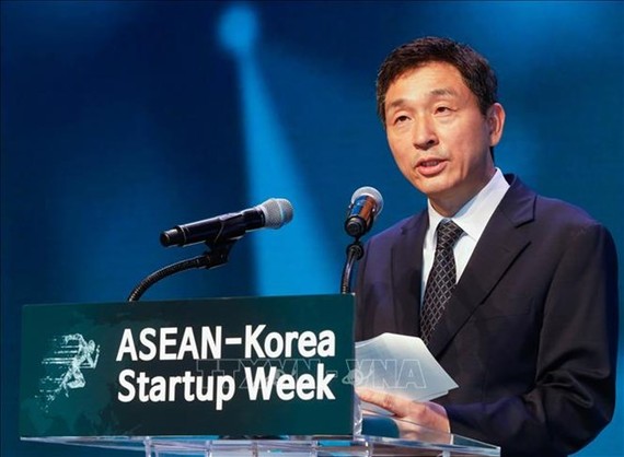 General Secretary of the ASEAN-Korea Centre Lee Hyuk (Photo: VNA)