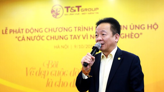 Chủ tịch HĐQT kiêm Tổng Giám đốc T&T Group Đỗ Quang Hiển trong buổi lễ phát động CBNV nhắn tin ủng hộ Vì người nghèo năm 2019