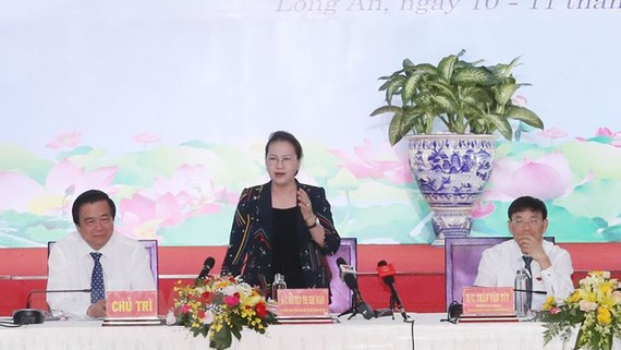 Chủ tịch Quốc hội Nguyễn Thị Kim Ngân phát biểu tại hội nghị. Ảnh: Trọng Đức/TTXVN