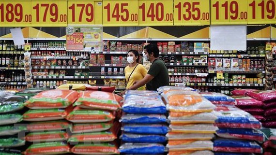 Gạo được bày bán tại một siêu thị ở Bangkok, Thái Lan. Ảnh: TTXVN