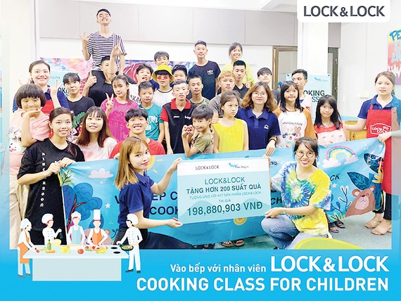 LOCK&LOCK tổ chức lớp dạy nấu ăn cho trẻ có hoàn cảnh đặc biệt