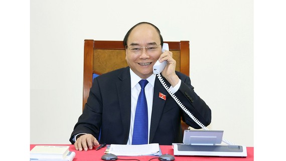 Thủ tướng Nguyễn Xuân Phúc điện đàm với Thủ tướng Thái Lan. Nguồn: ĐCSVN