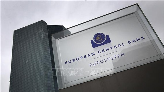 Trụ sở Ngân hàng Trung ương châu Âu (ECB) tại Frankfurt am Main, miền tây nước Đức. Ảnh: TTXVN