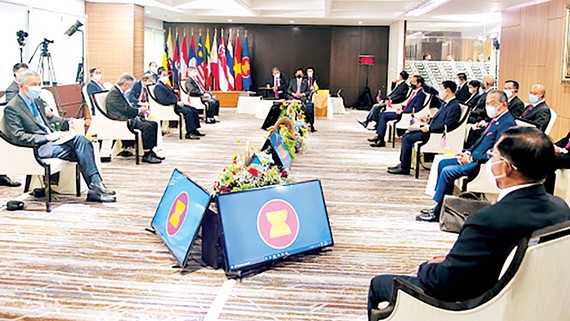 ASEAN luôn kiên định giải quyết tranh chấp ở Biển Đông bằng luật pháp quốc tế