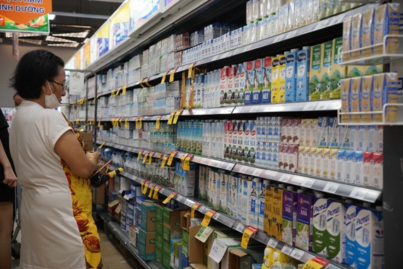 Hàng hóa giảm giá  tại các siêu thị của Saigon Co.op