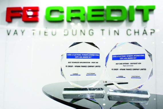 FE CREDIT vinh dự nhận 2 giải thưởng tại Giải thưởng châu Á về thẻ và thanh toán điện tử quốc tế (CE