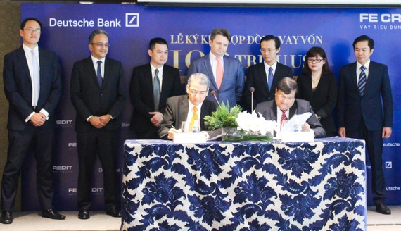 Deutsche Bank cung cấp khoản vay trị giá 100 triệu usd cho Fe Credit