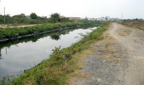 Kênh Tham Lương sau khi được cải tạo sẽ là tuyến giao thông đường bộ, đường thủy quan trọng kết nối nhiều quận huyện của TPHCM