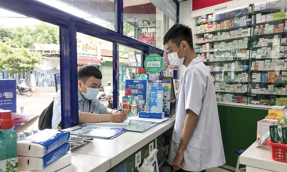 Người dân được yêu cầu khai báo y tế  khi mua thuốc trị bệnh đường hô hấp