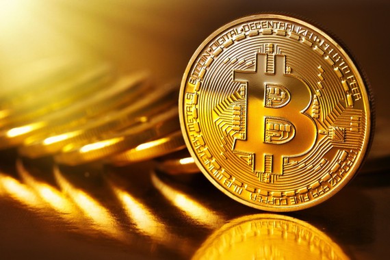 Bitcoin lại lao dốc, xuống ngưỡng 37.000 USD. Nguồn: golegal