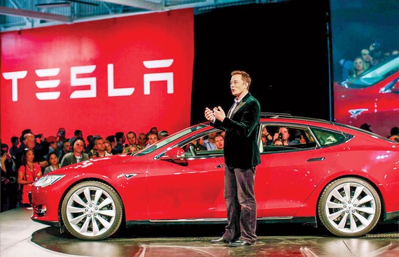 Thương hiệu Tesla nổi tiếng toàn cầu hiện nay đã được Elon Musk vực dậy khi nằm bên bờ vực phá sản vào năm 2008.