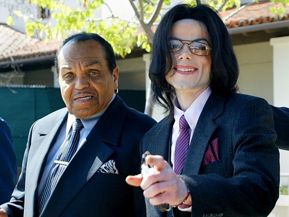 Cha đẻ và huyền thoại âm nhạc Michael Jackson (Ảnh : Los Angeles Daily News)