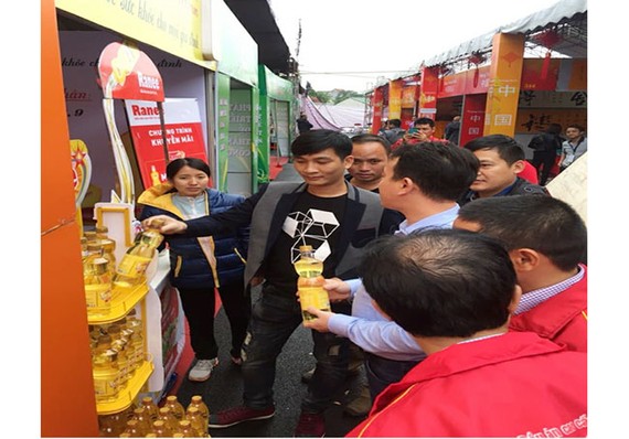 Sản phẩm Dầu ăn cao cấp Ranee thu hút sự quan tâm của nhiều doanh nghiệp Trung Quốc.